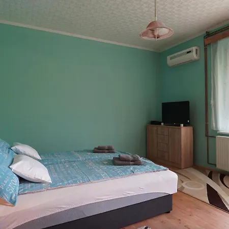 Apartment Dia Pecs